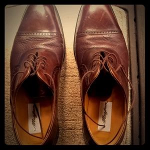 Mezlan brand brown Oxford dress shoes Size 11